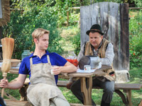 ������ �� 1+1 �������� ������� ������ � ��������� ������ 3 ��������� ����������