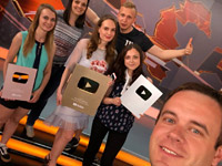 YouTube-������ ������ 1+1 ����� �������� ����� �������